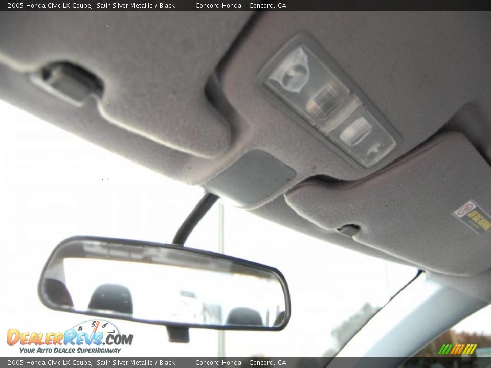 2005 Honda Civic LX Coupe Satin Silver Metallic / Black Photo #14