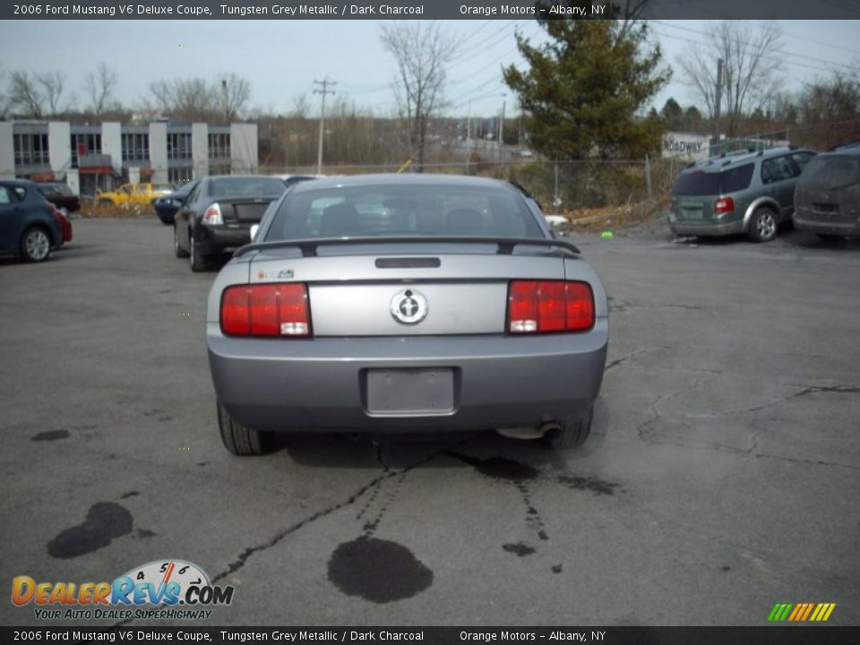 2006 Ford Mustang V6 Deluxe Coupe Tungsten Grey Metallic / Dark Charcoal Photo #4