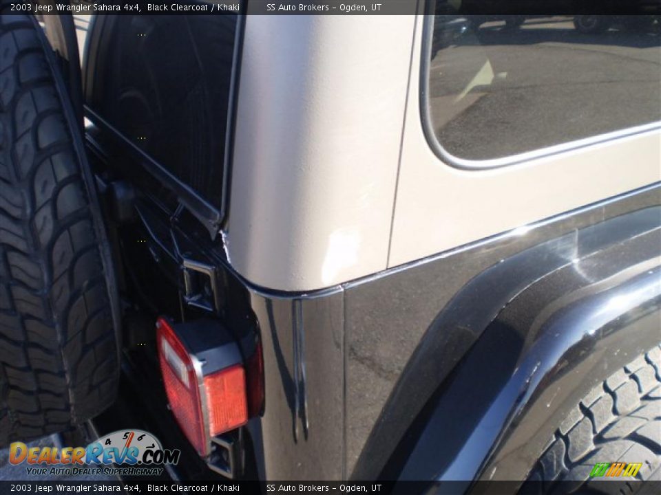 2003 Jeep Wrangler Sahara 4x4 Black Clearcoat / Khaki Photo #5