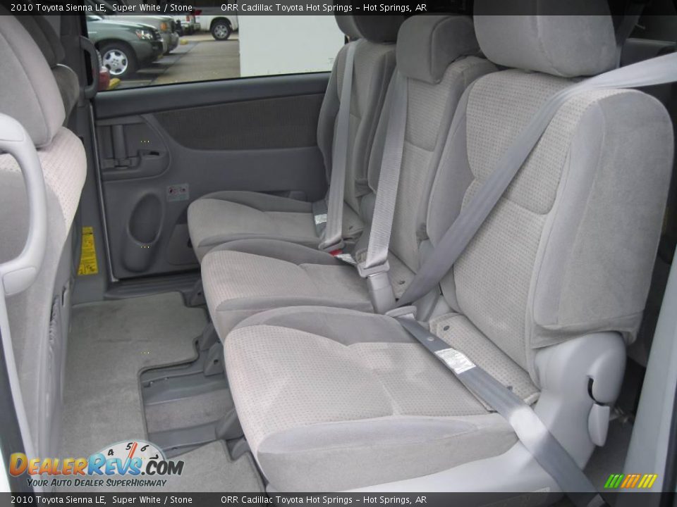 2010 Toyota Sienna LE Super White / Stone Photo #7