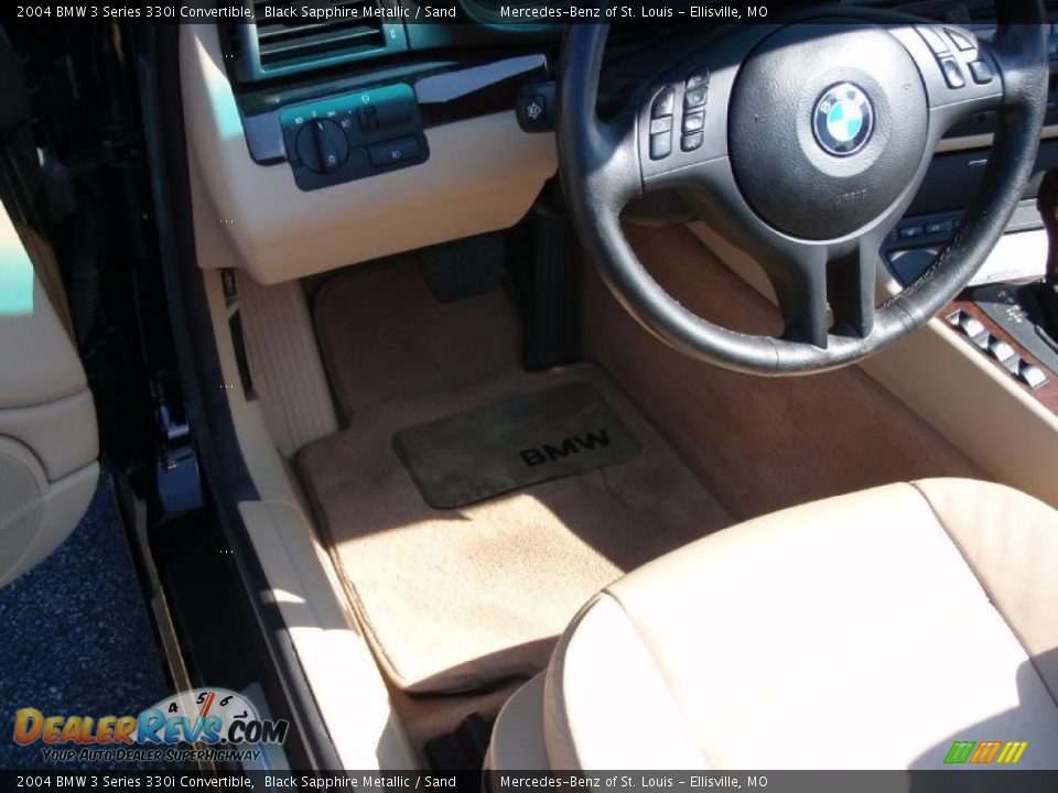 2004 BMW 3 Series 330i Convertible Black Sapphire Metallic / Sand Photo #31