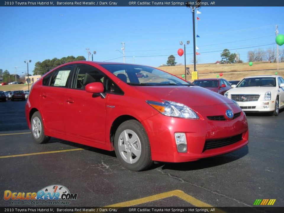 2010 Toyota Prius Hybrid IV Barcelona Red Metallic / Dark Gray Photo #2