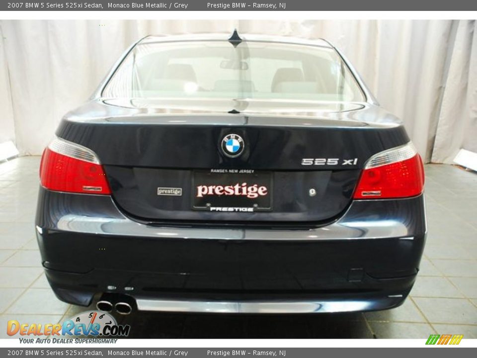 2007 BMW 5 Series 525xi Sedan Monaco Blue Metallic / Grey Photo #3
