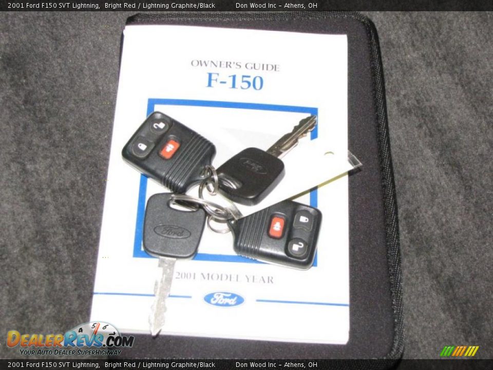 2001 Ford F150 SVT Lightning Bright Red / Lightning Graphite/Black Photo #13