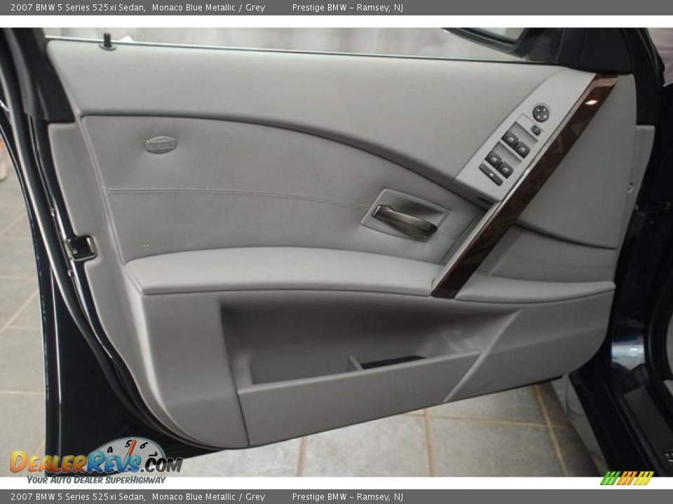 2007 BMW 5 Series 525xi Sedan Monaco Blue Metallic / Grey Photo #11
