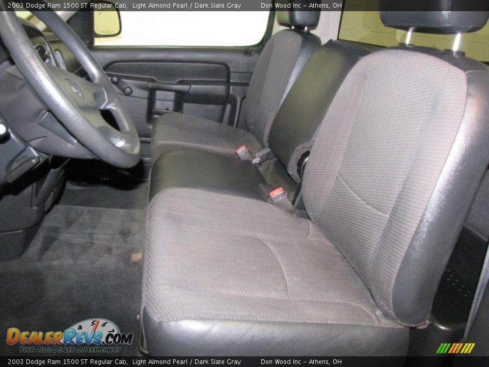 2003 Dodge Ram 1500 ST Regular Cab Light Almond Pearl / Dark Slate Gray Photo #10