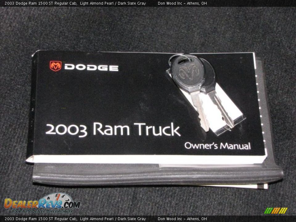 2003 Dodge Ram 1500 ST Regular Cab Light Almond Pearl / Dark Slate Gray Photo #15