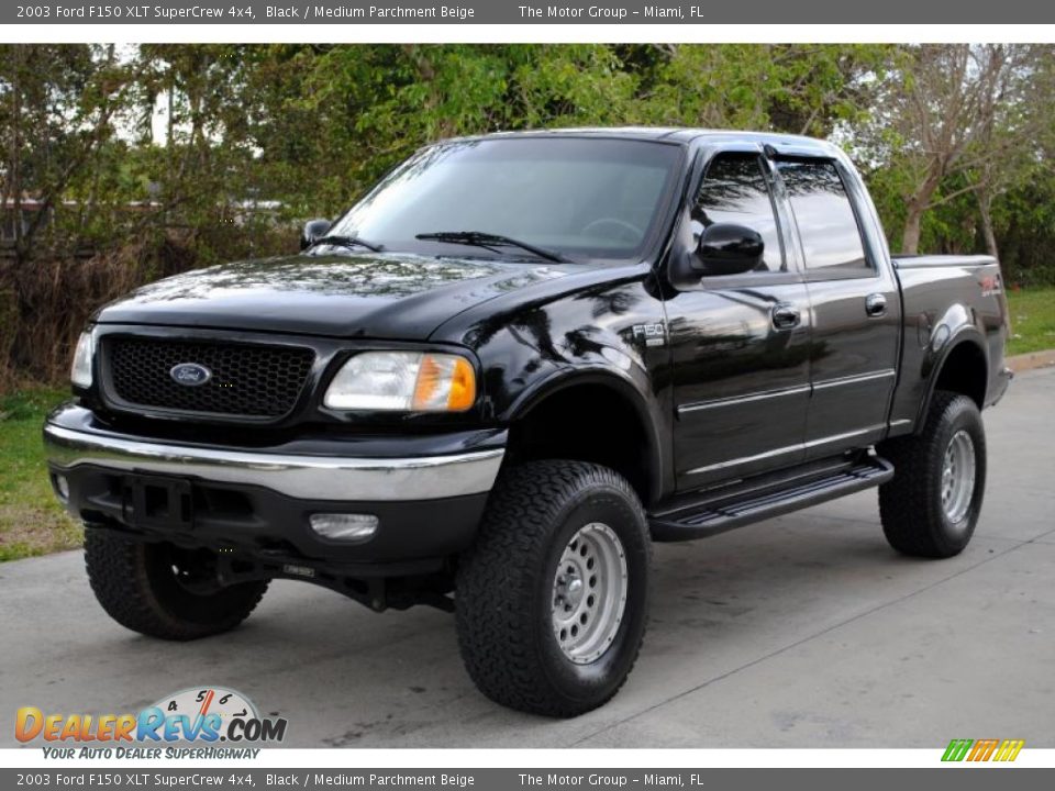 2003 Ford F150 XLT SuperCrew 4x4 Black / Medium Parchment Beige Photo #1