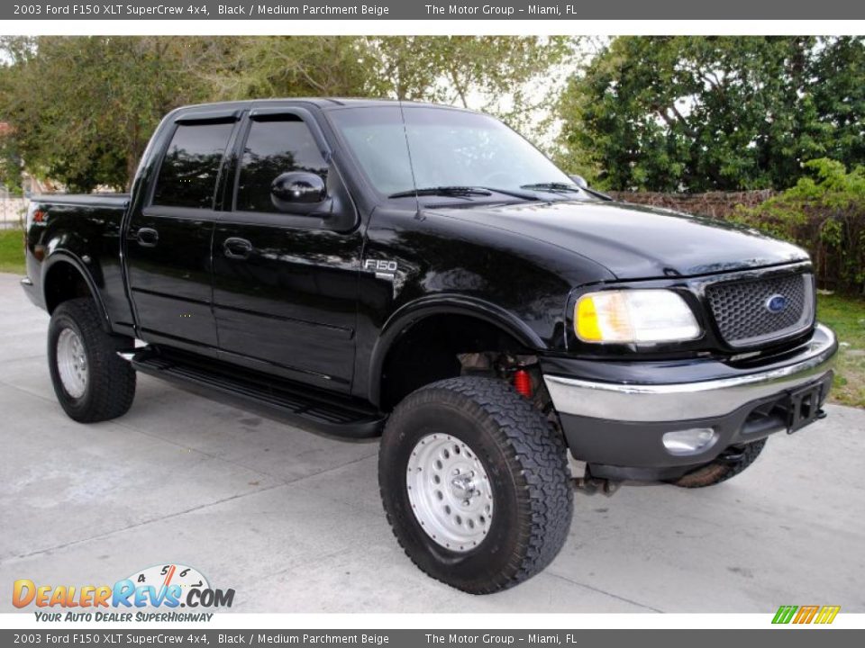 2003 Ford F150 XLT SuperCrew 4x4 Black / Medium Parchment Beige Photo #10