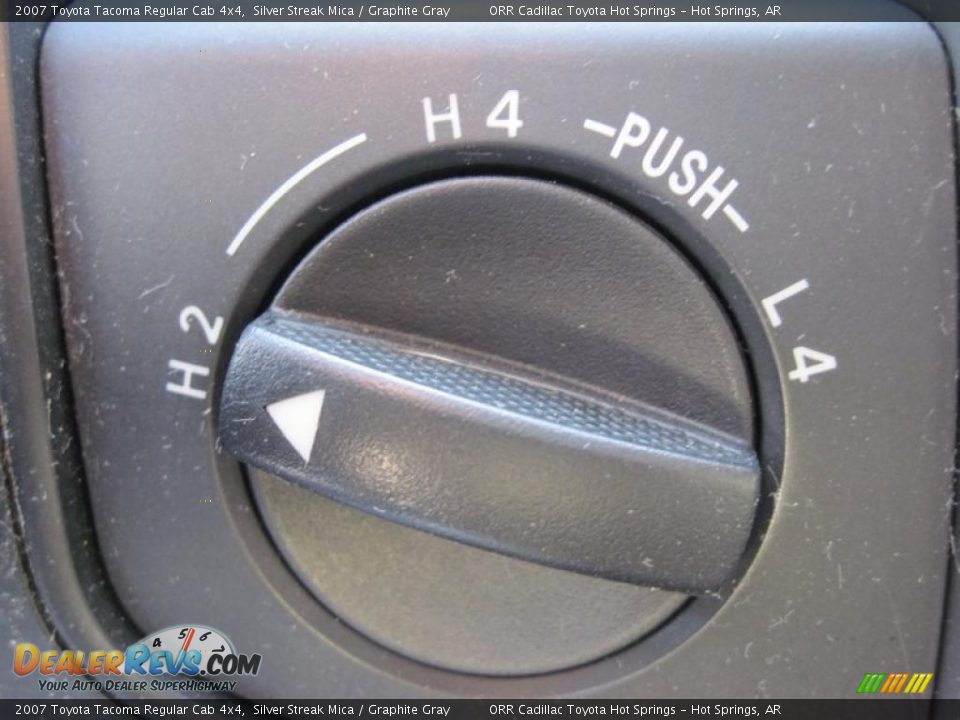 2007 Toyota Tacoma Regular Cab 4x4 Silver Streak Mica / Graphite Gray Photo #12