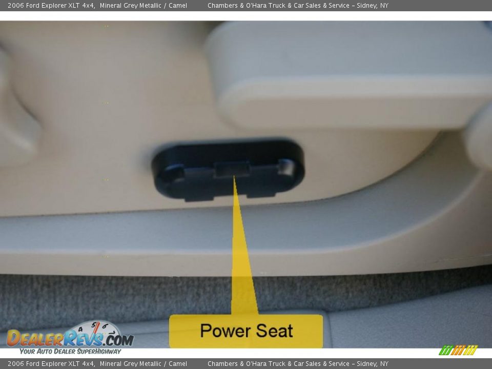 2006 Ford Explorer XLT 4x4 Mineral Grey Metallic / Camel Photo #4