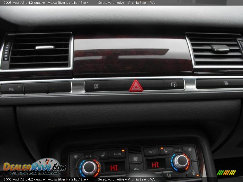 2005 Audi A8 L 4.2 quattro Akoya Silver Metallic / Black Photo #16