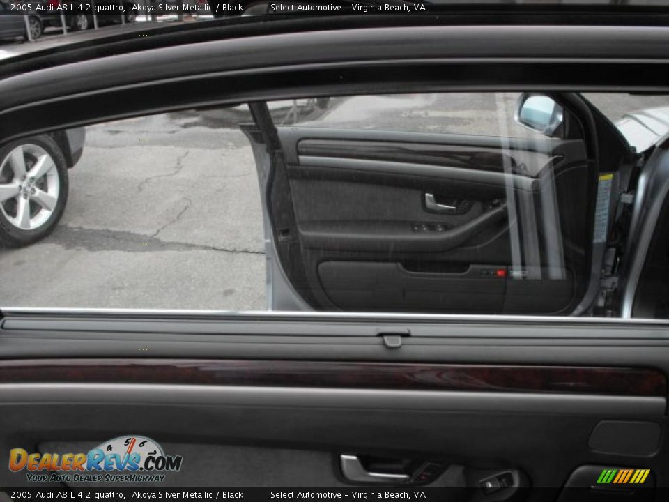 2005 Audi A8 L 4.2 quattro Akoya Silver Metallic / Black Photo #20
