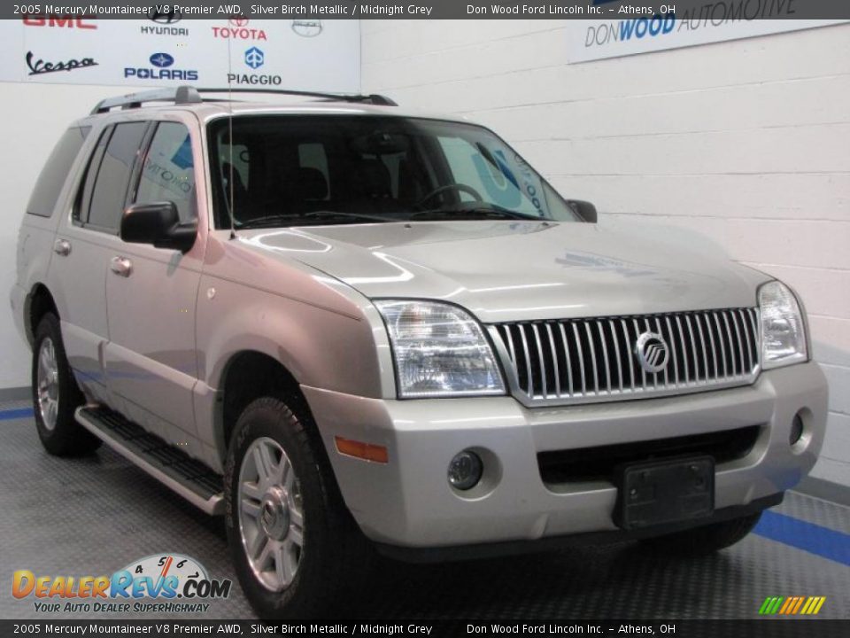 2005 Mercury Mountaineer V8 Premier AWD Silver Birch Metallic / Midnight Grey Photo #1
