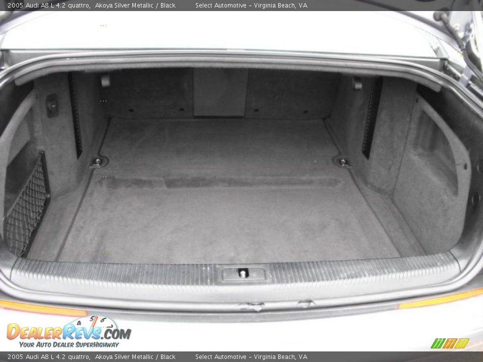 2005 Audi A8 L 4.2 quattro Akoya Silver Metallic / Black Photo #25