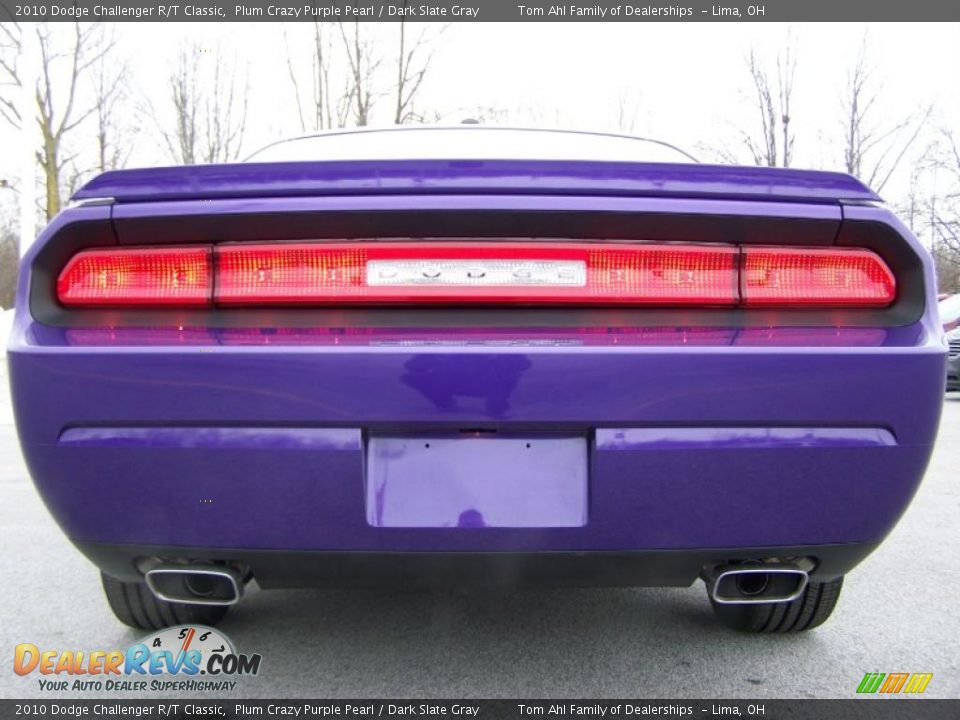 2010 Dodge Challenger R/T Classic Plum Crazy Purple Pearl / Dark Slate Gray Photo #10
