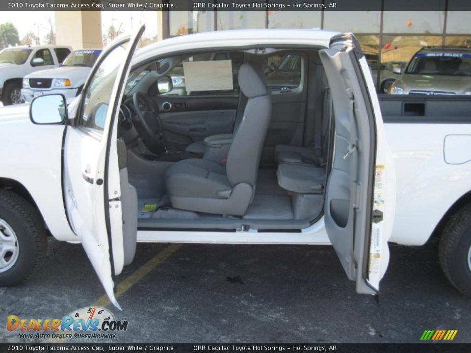 2010 Toyota Tacoma Access Cab Super White / Graphite Photo #12