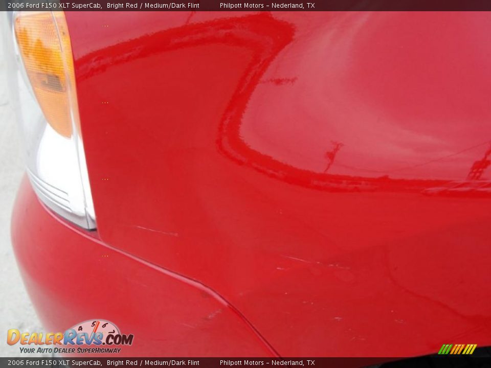 2006 Ford F150 XLT SuperCab Bright Red / Medium/Dark Flint Photo #12