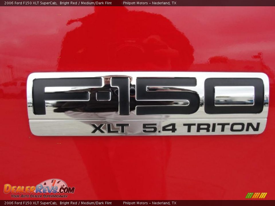 2006 Ford F150 XLT SuperCab Bright Red / Medium/Dark Flint Photo #17