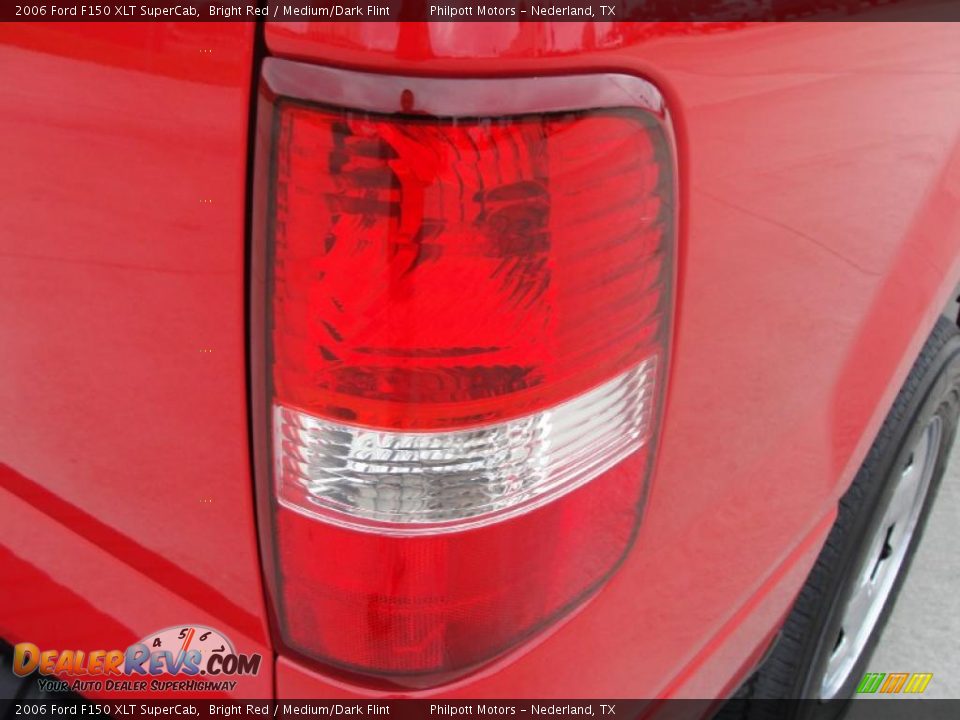 2006 Ford F150 XLT SuperCab Bright Red / Medium/Dark Flint Photo #20