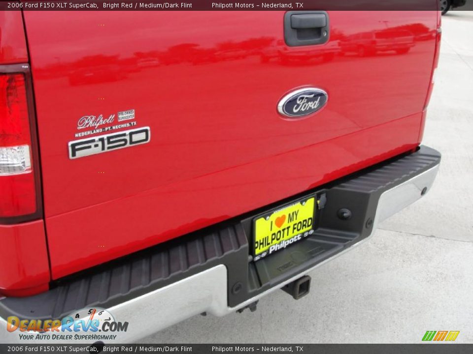 2006 Ford F150 XLT SuperCab Bright Red / Medium/Dark Flint Photo #21
