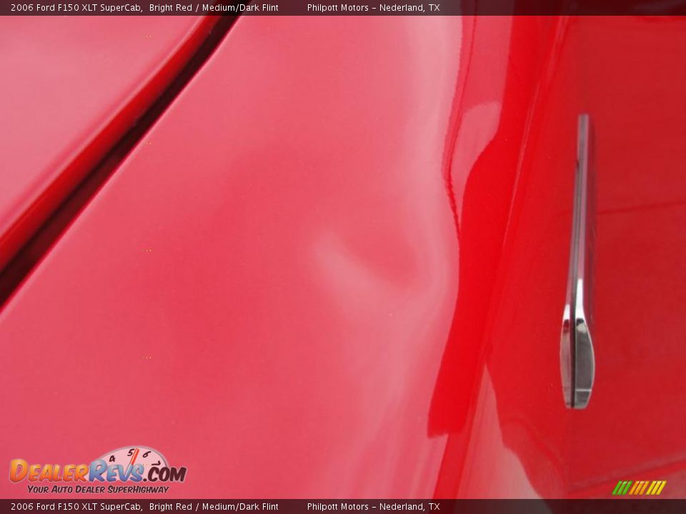 2006 Ford F150 XLT SuperCab Bright Red / Medium/Dark Flint Photo #23