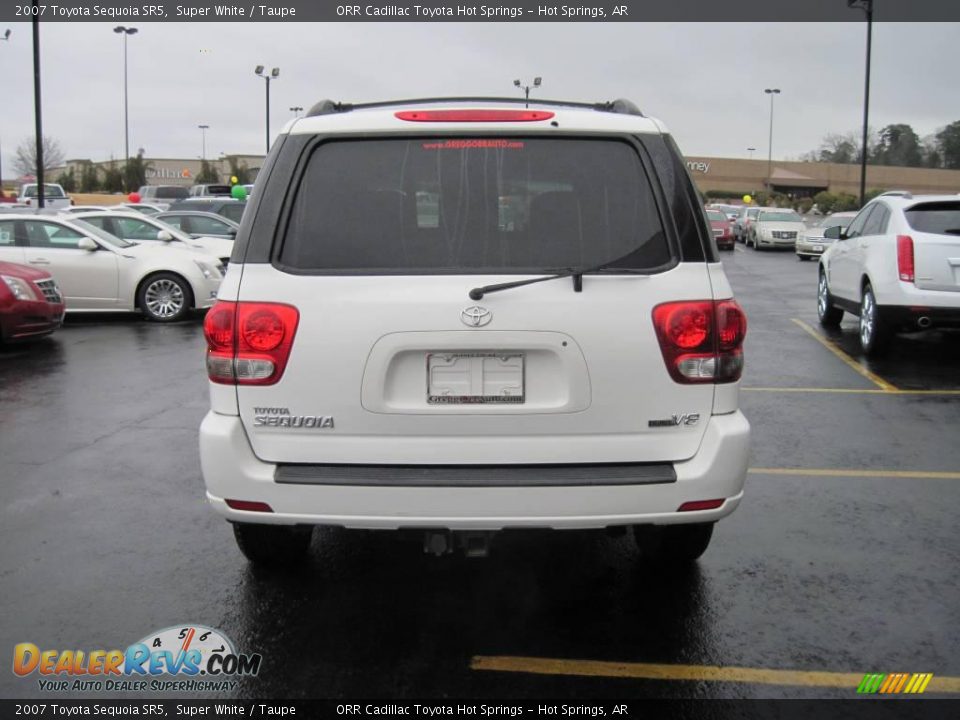 2007 Toyota Sequoia SR5 Super White / Taupe Photo #4