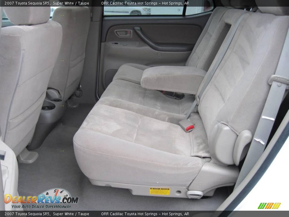 2007 Toyota Sequoia SR5 Super White / Taupe Photo #8