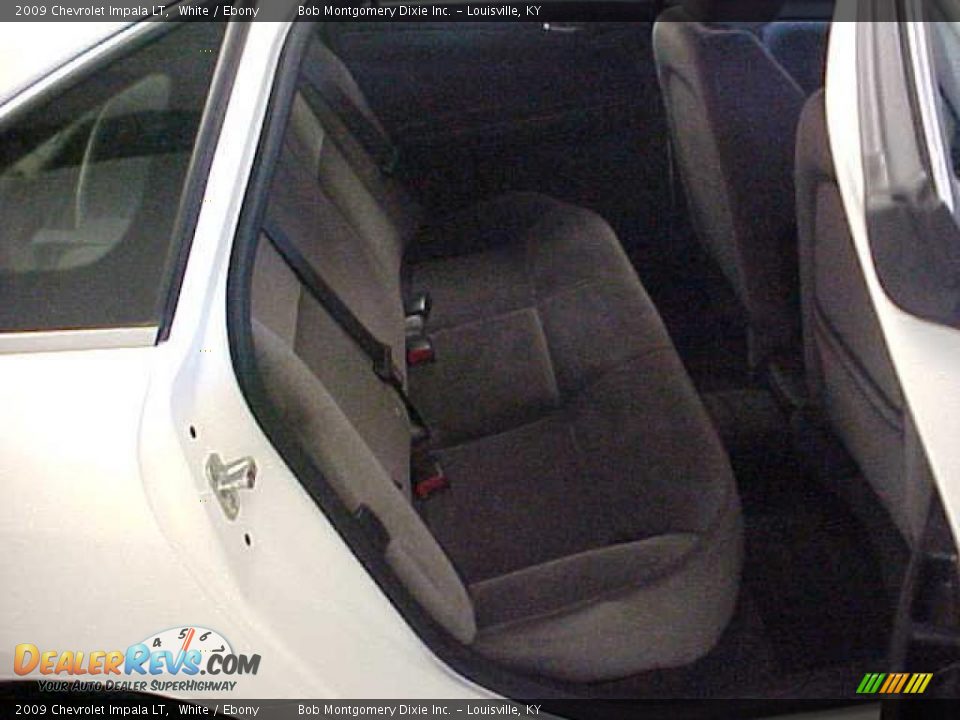2009 Chevrolet Impala LT White / Ebony Photo #11