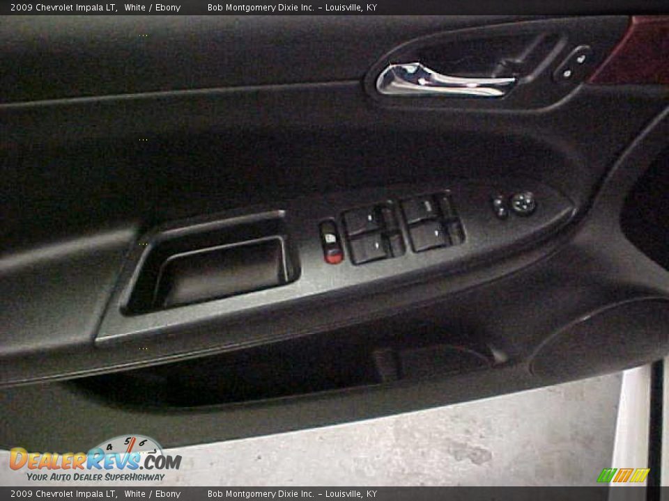 2009 Chevrolet Impala LT White / Ebony Photo #21