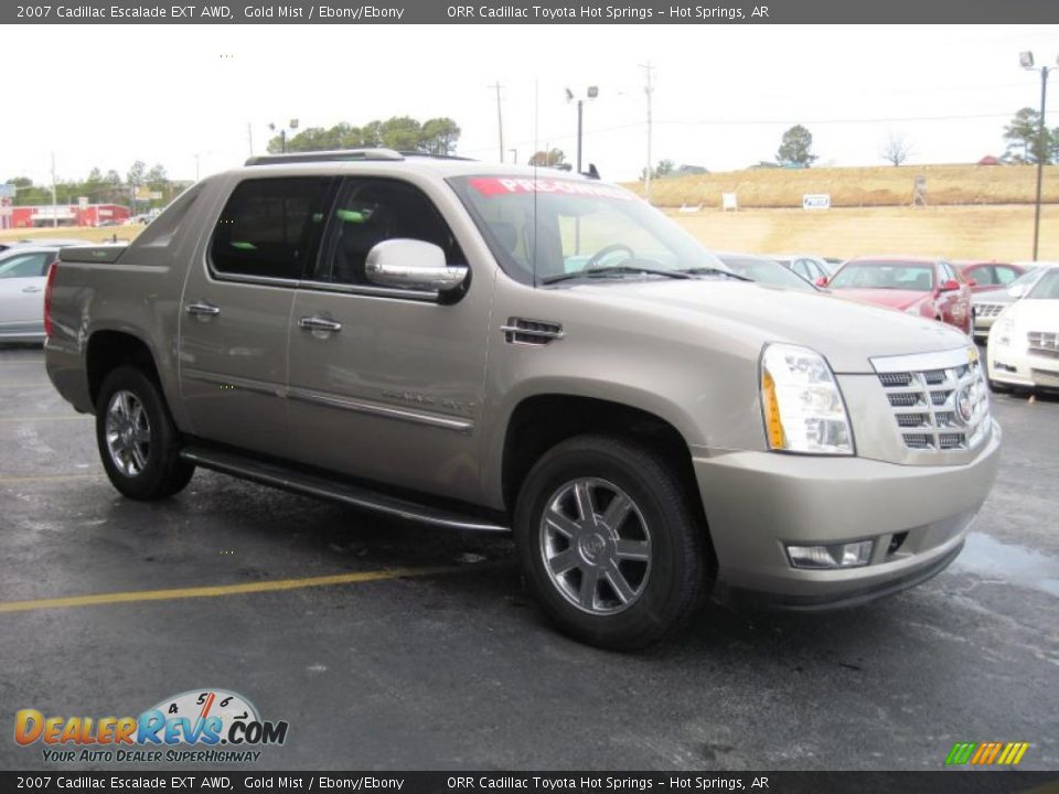 2007 Cadillac Escalade EXT AWD Gold Mist / Ebony/Ebony Photo #2