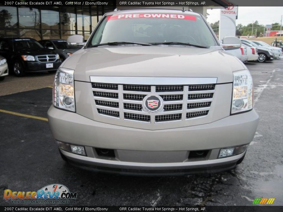 2007 Cadillac Escalade EXT AWD Gold Mist / Ebony/Ebony Photo #3
