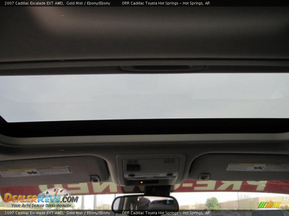 2007 Cadillac Escalade EXT AWD Gold Mist / Ebony/Ebony Photo #8