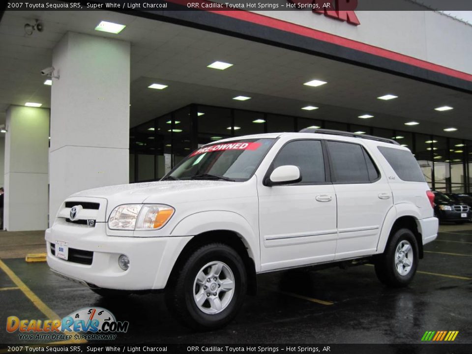 2007 Toyota Sequoia SR5 Super White / Light Charcoal Photo #1