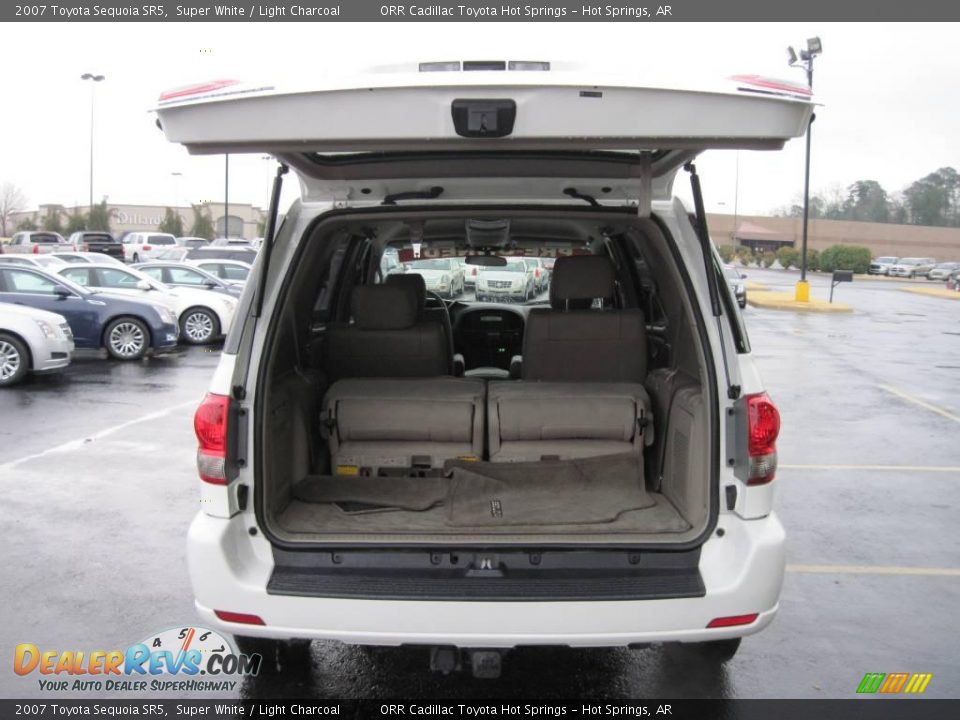 2007 Toyota Sequoia SR5 Super White / Light Charcoal Photo #5