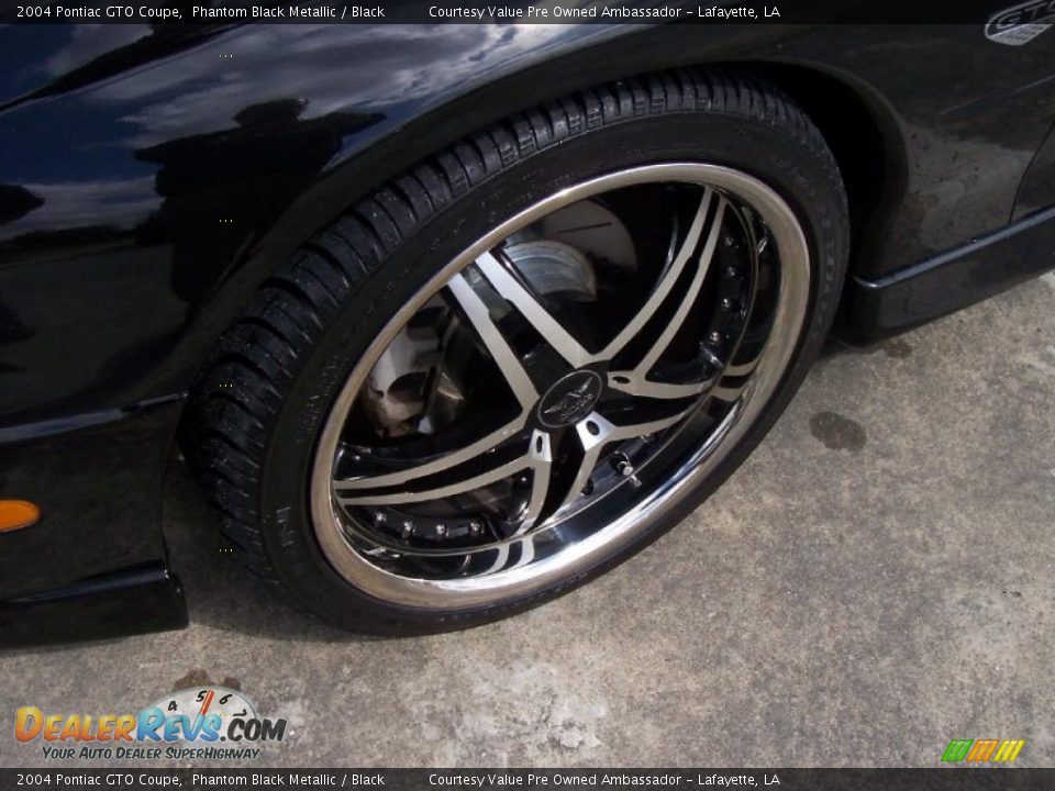 2004 Pontiac GTO Coupe Phantom Black Metallic / Black Photo #7