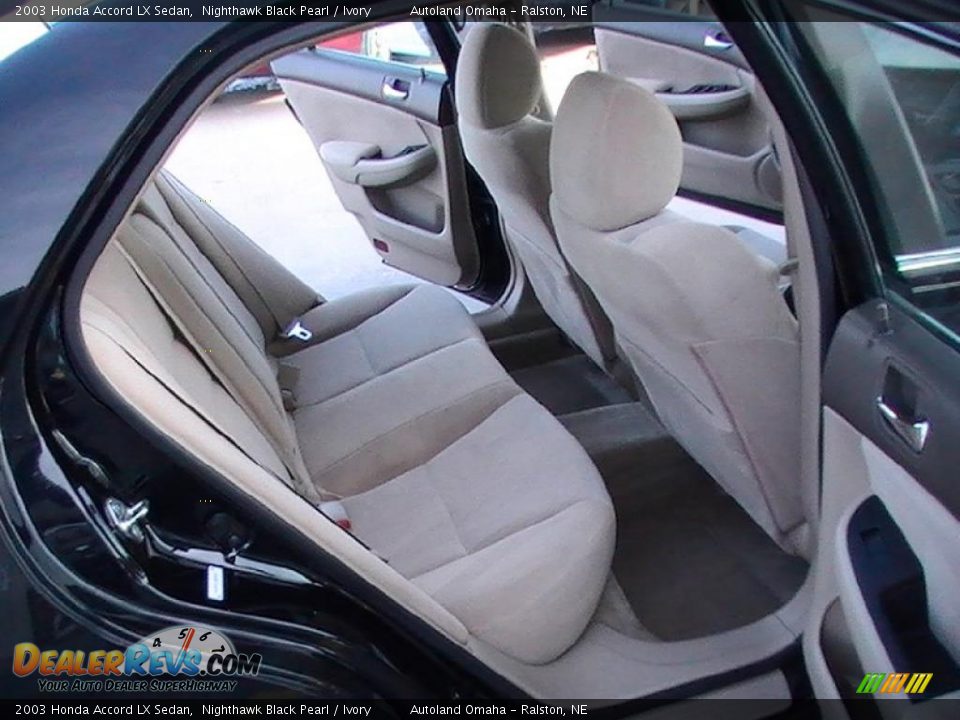 2003 Honda Accord LX Sedan Nighthawk Black Pearl / Ivory Photo #4