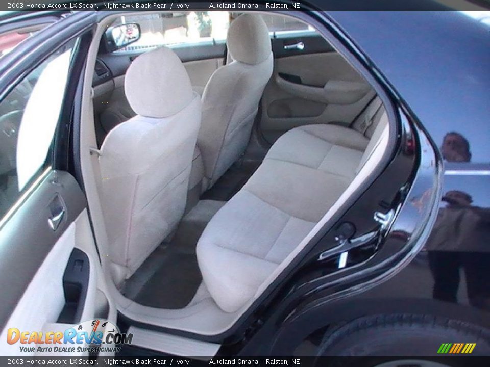 2003 Honda Accord LX Sedan Nighthawk Black Pearl / Ivory Photo #10