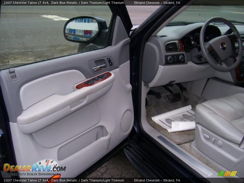 2007 Chevrolet Tahoe LT 4x4 Dark Blue Metallic / Dark Titanium/Light Titanium Photo #31