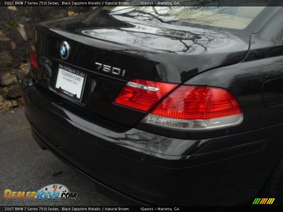 2007 BMW 7 Series 750i Sedan Black Sapphire Metallic / Natural Brown Photo #17