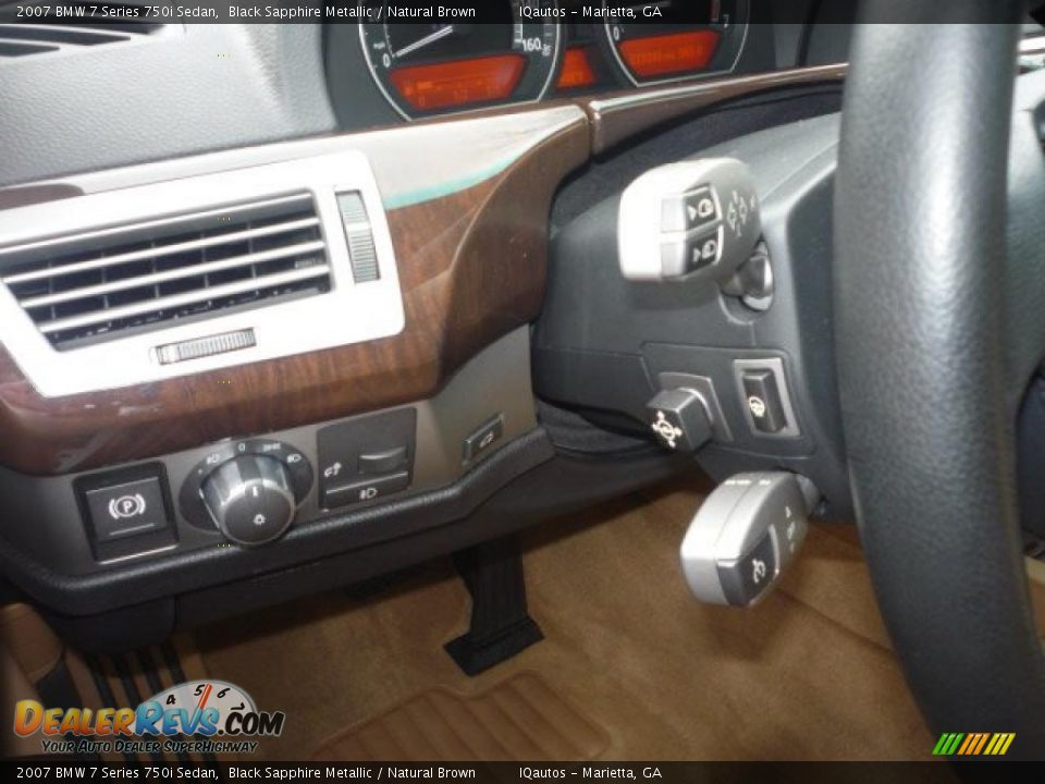 2007 BMW 7 Series 750i Sedan Black Sapphire Metallic / Natural Brown Photo #19