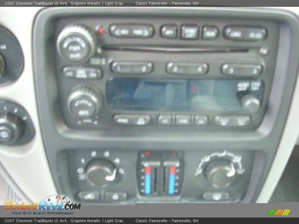 2007 Chevrolet TrailBlazer LS 4x4 Graphite Metallic / Light Gray Photo #11