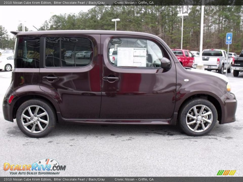 2010 Nissan Cube Krom Edition Bitter Chocolate Pearl / Black/Gray Photo #6