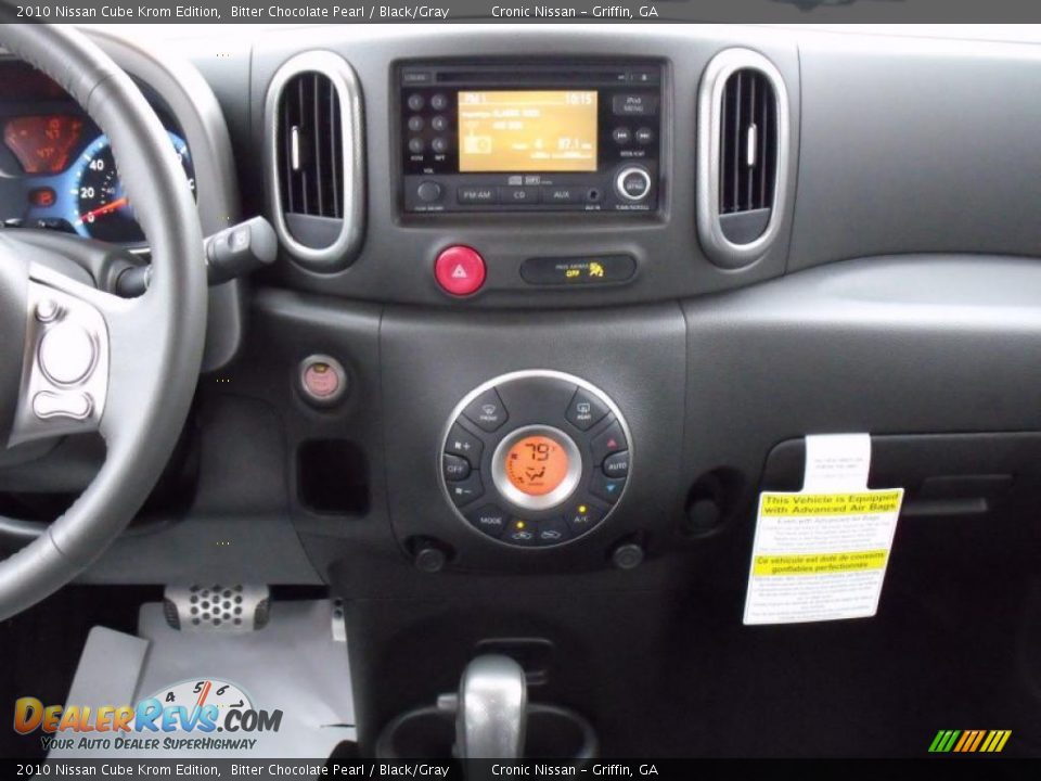 2010 Nissan Cube Krom Edition Bitter Chocolate Pearl / Black/Gray Photo #10