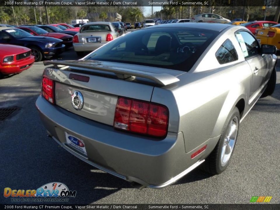 2008 Ford Mustang GT Premium Coupe Vapor Silver Metallic / Dark Charcoal Photo #9