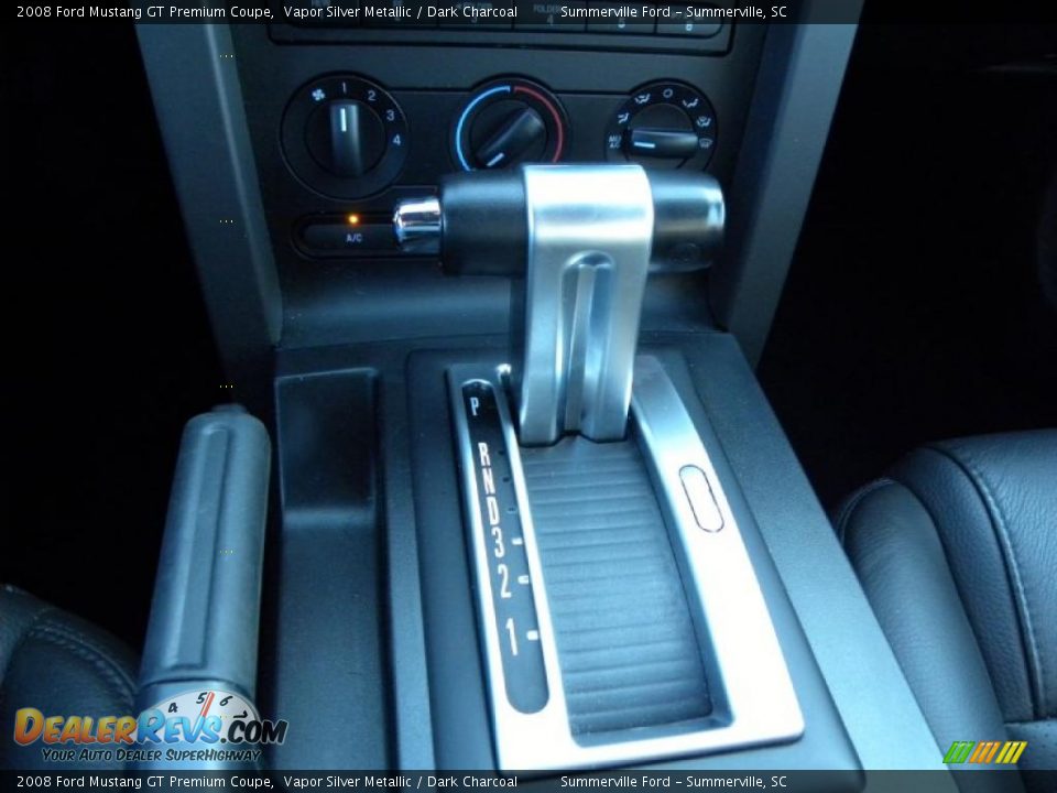 2008 Ford Mustang GT Premium Coupe Vapor Silver Metallic / Dark Charcoal Photo #15