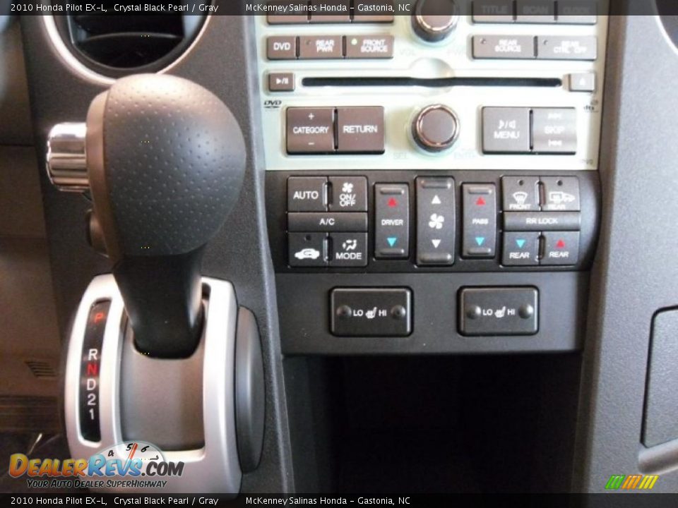 2010 Honda Pilot EX-L Crystal Black Pearl / Gray Photo #12