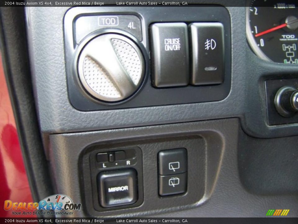 2004 Isuzu Axiom XS 4x4 Excessive Red Mica / Beige Photo #19