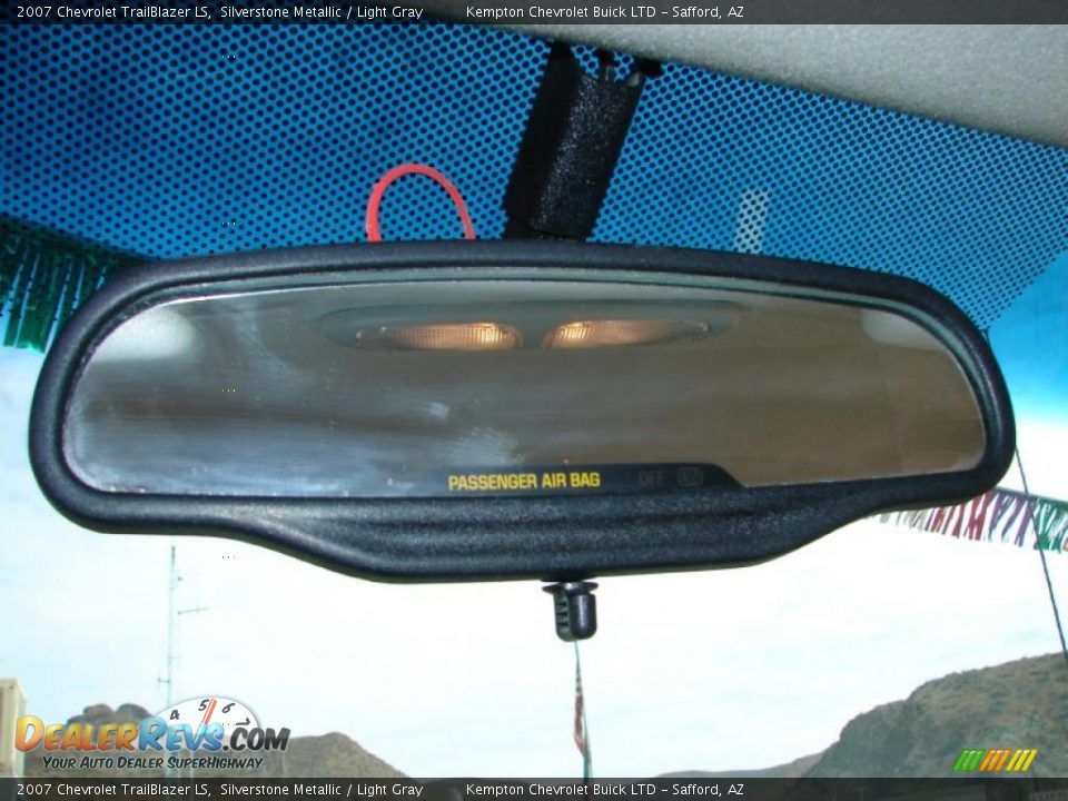 2007 Chevrolet TrailBlazer LS Silverstone Metallic / Light Gray Photo #16