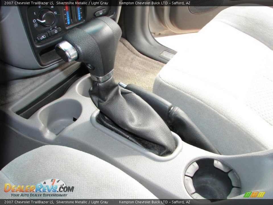2007 Chevrolet TrailBlazer LS Silverstone Metallic / Light Gray Photo #19
